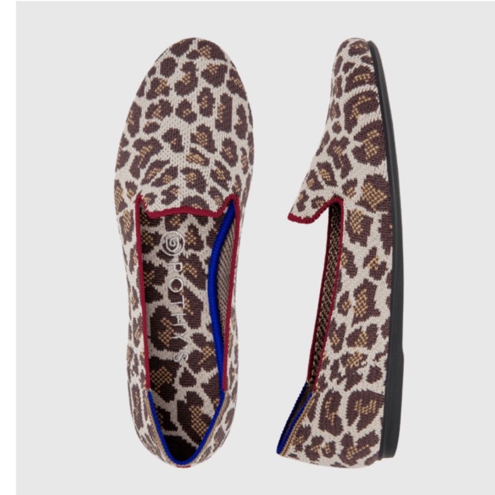 Rothys animal print mocha loafers red and blue trim women’s 8